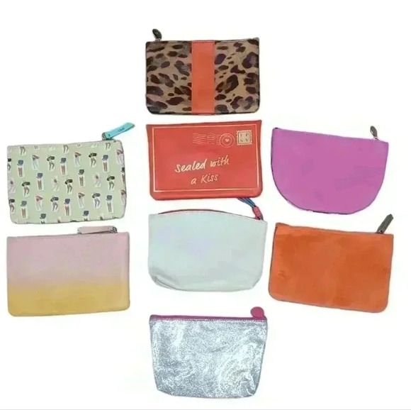 8 IPSY Zippered  Glam Bag - Picture 2 of 4